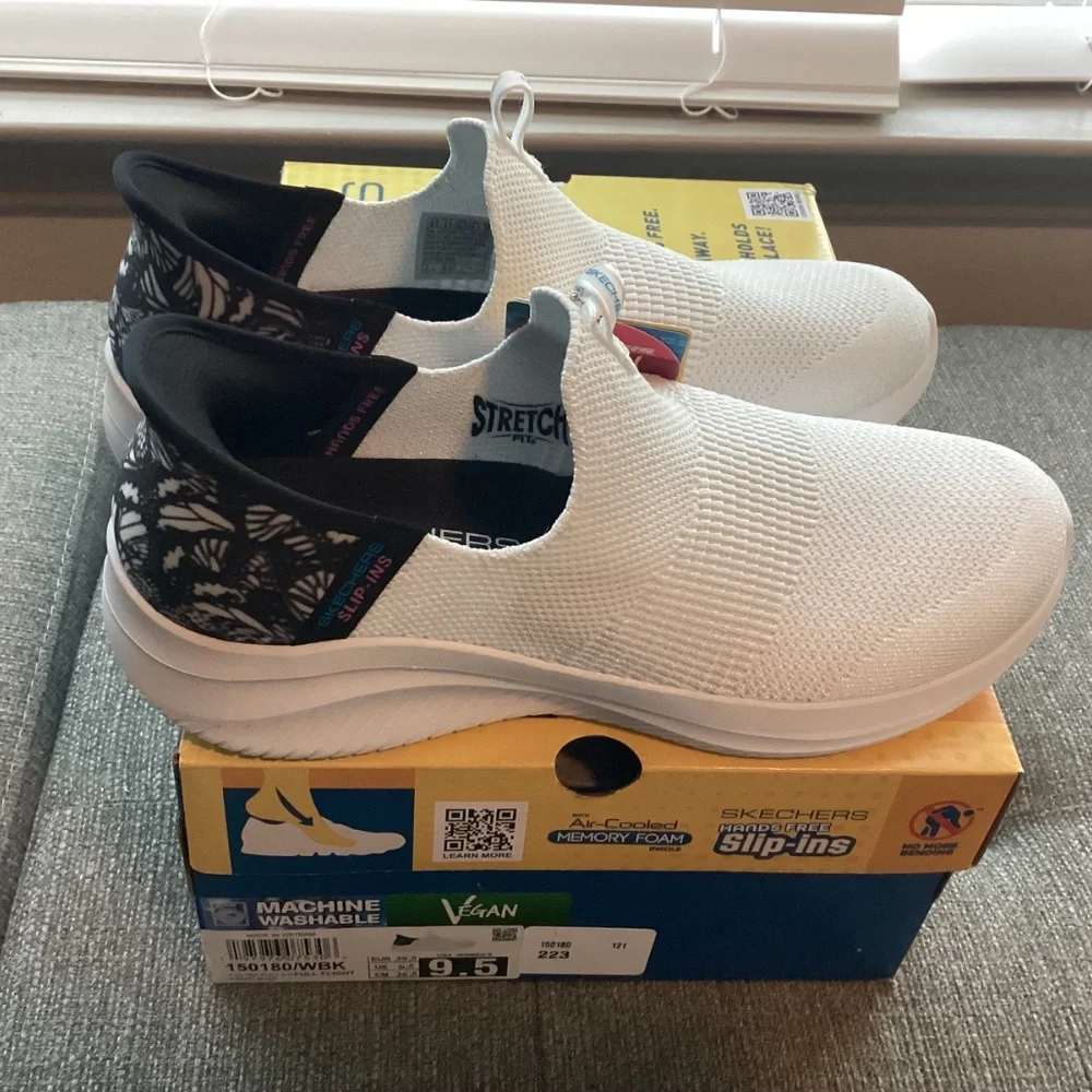 Skechers Women's Slip-Ins: Ultra Flex 3.0 - Full Flight Casual Sneakers, 9.5 - Picture 8 of 10